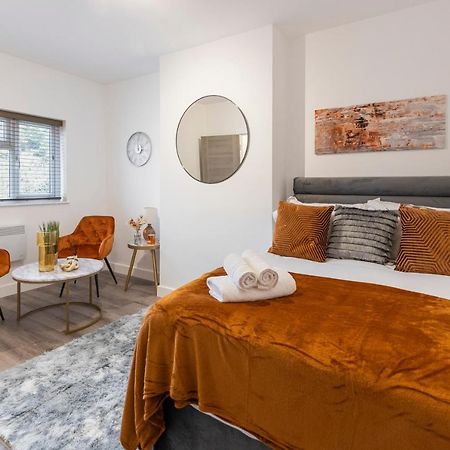 Beautiful-Cosy-King Sized Bed Flat 3 Min Walk To Tube Station Διαμέρισμα Λονδίνο Εξωτερικό φωτογραφία