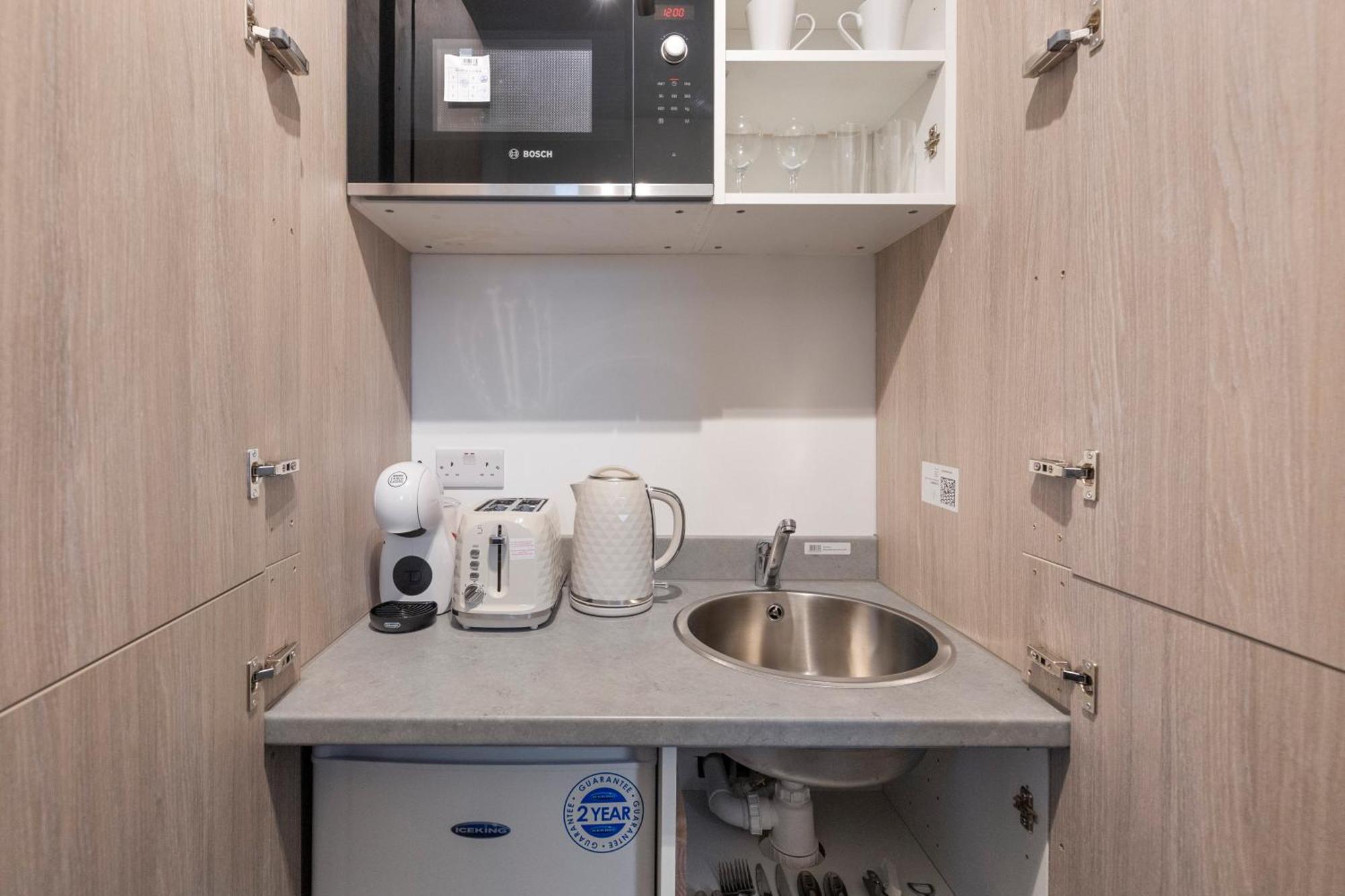 Beautiful-Cosy-King Sized Bed Flat 3 Min Walk To Tube Station Διαμέρισμα Λονδίνο Εξωτερικό φωτογραφία
